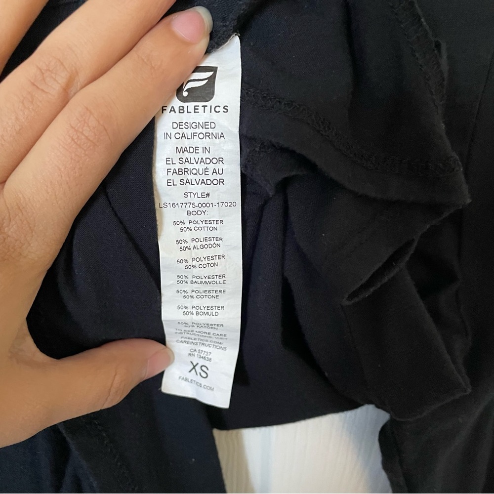 Fabletics Workout Top - Picture 2 of 8